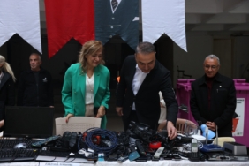 2025_11_26_İklim ve Çevre_Belediye Binası_Elektronik Atık Toplama (2)