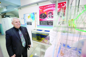 İbrahim öğretmen öğrencilere çevre dostu projelerle ilham