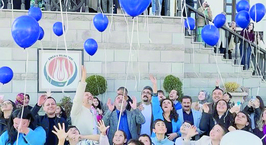 SİNCAN’DA MAVİ BALONLAR ‘DİYABET İÇİN’ GÖKYÜZÜNDEYDİ