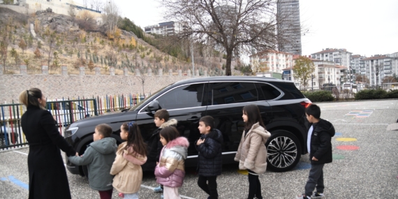 Pursaklar’da Yerli Malı Haftası’nda Sahne TOGG’un