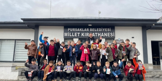 Pursaklar’da Okuma Kültürü Millet Kıraathanelerinde Güçleniyor